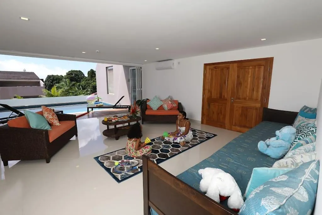 Private Double Bedroom With Ensuite In Shared Deluxe Pool Villa By Cliffhanger Misere 0*,  Seychelles